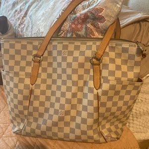 Louis Vuitton Totally MM